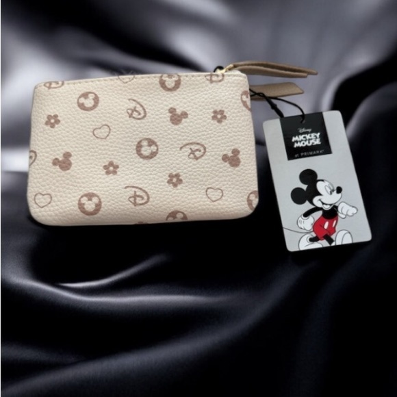 Disney Mickey Mouse Beige Wallet Faux Leather New With Tags - Picture 2 of 3